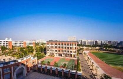 成都市第二十中學(xué)?！赋踔胁俊?></a></div>
            <dl>
              <dt><a href=