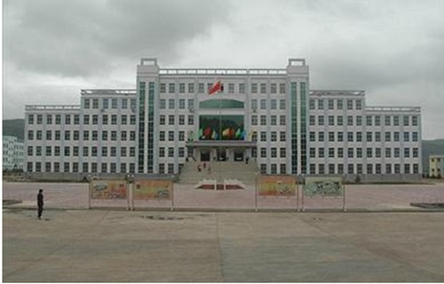 甘肅省農(nóng)墾職工中等專(zhuān)業(yè)學(xué)校11.jpg