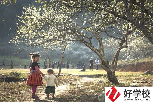 張家界少數(shù)民族加分政策是什么？中專升大專加分嗎？
