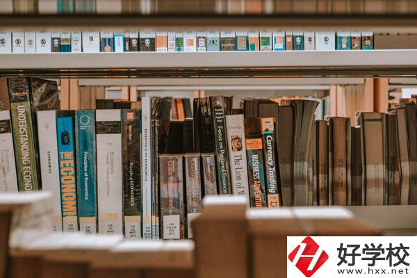 懷化市工業(yè)中等專業(yè)學(xué)校好不好？宿舍怎么樣？