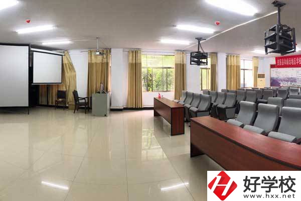 湖南省岳陽縣職業(yè)中等專業(yè)學(xué)校招生專業(yè)介紹？