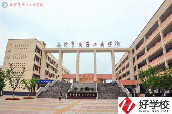 長沙學費便宜的中專有哪些？有什么招生專業(yè)？