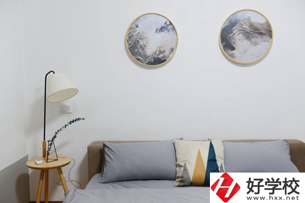 郴州科龍職業(yè)技術(shù)學(xué)校宿舍怎么樣？環(huán)境好不好？