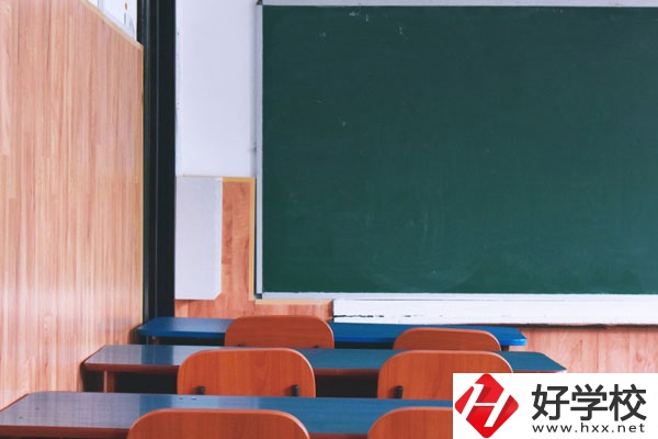 長(zhǎng)沙航天學(xué)校是職高嗎？都有哪些專業(yè)？