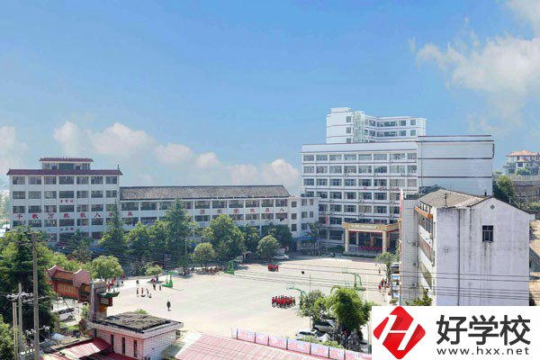 新化縣南北職業(yè)學(xué)校有哪些專業(yè)？招生要求高嗎？