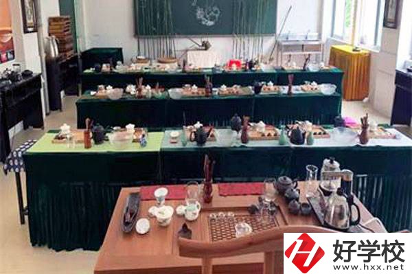 張家界有哪些公辦中職學(xué)校？有什么特色專業(yè)？