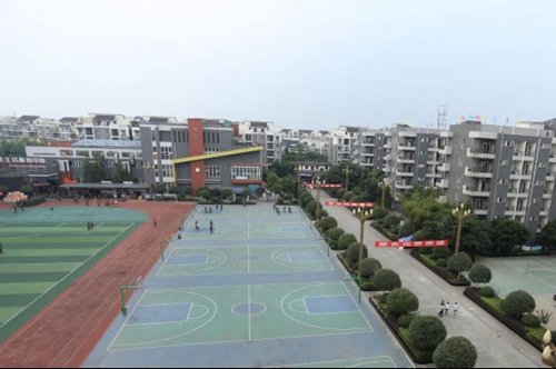 1637315777796918.jpg 四川工業(yè)貿(mào)易學(xué)校錄取分?jǐn)?shù)線是多少頁(yè).jpg