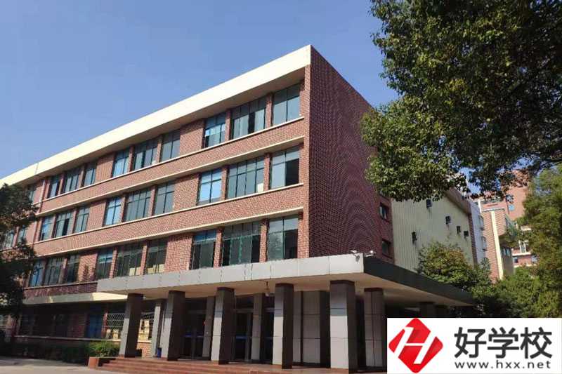 湖南建設中等職業(yè)學校怎么樣，是技校嗎？