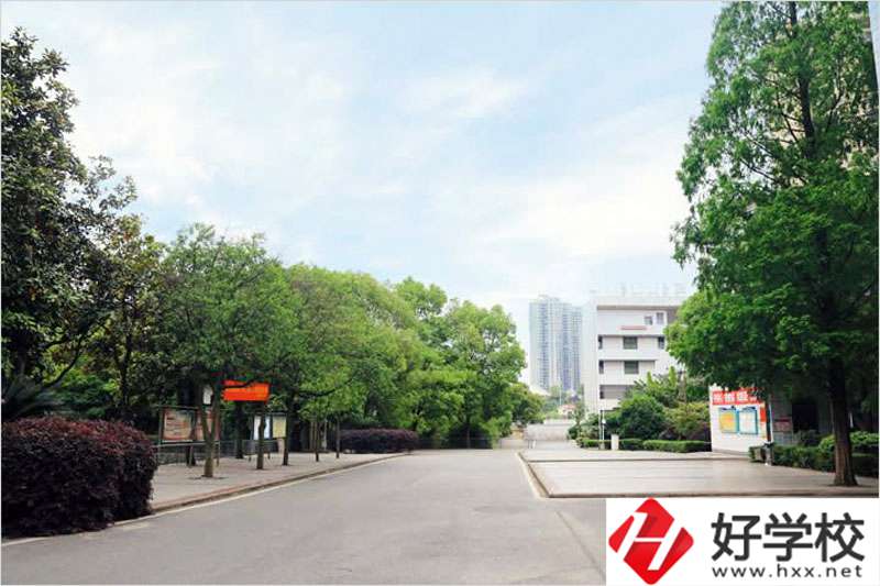 邵陽工業(yè)學(xué)校有哪些專業(yè)？招生要求是什么？