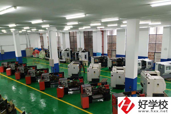 湖南懷化商業(yè)學(xué)校怎么樣？招生計(jì)劃有哪些？