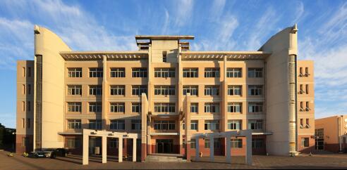 天津市建筑工程學(xué)校有“3+2”專(zhuān)業(yè)嗎？畢業(yè)出來(lái)是什么學(xué)歷？