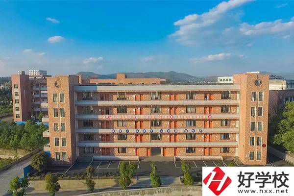 邵陽學幼兒保育專業(yè)推薦哪些學校？學費貴嗎？