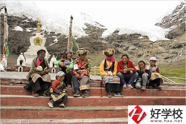 張家界少數(shù)民族加分政策是什么？中專升大專加分嗎？