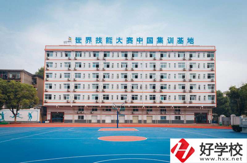 長沙建筑工程學校值不值得報考？從三個方面進行分析