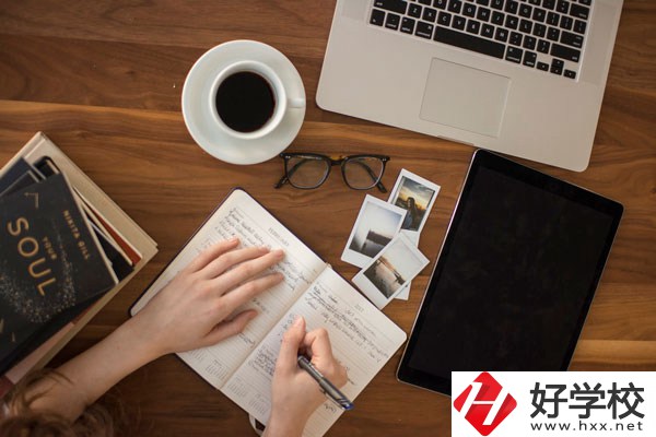 衡陽市鐵路運輸職業(yè)學(xué)校好不好？宿舍怎么樣？