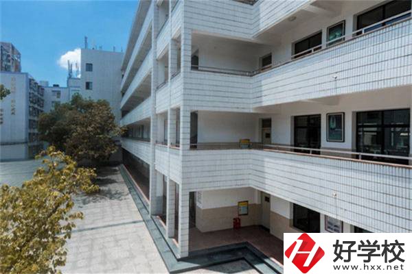 長(zhǎng)沙有哪些職?？梢詫W(xué)建筑工程專業(yè)？有什么辦學(xué)優(yōu)勢(shì)？