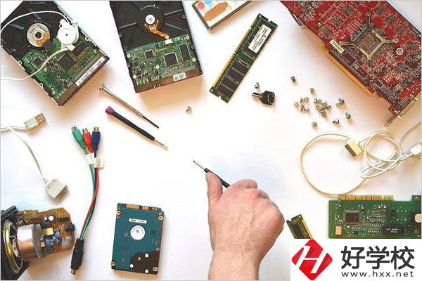 懷化工業(yè)技校有哪些專(zhuān)業(yè)可以選擇？
