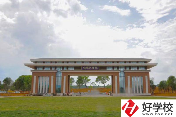 郴州哪所中專有護理專業(yè)？護理專業(yè)畢業(yè)好就業(yè)嗎？