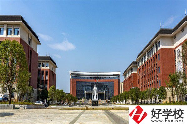 永州有中職部的大專有哪幾所？收費(fèi)標(biāo)準(zhǔn)是多少？