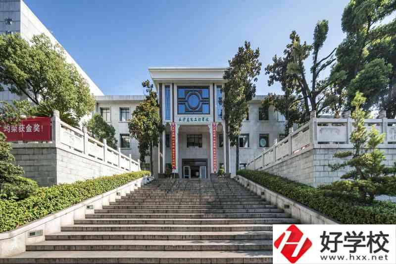 長沙建筑工程學(xué)校有哪些專業(yè)？報(bào)名流程是怎樣的？