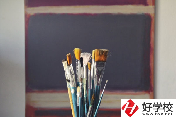 郴州市第一職業(yè)中專的學(xué)費(fèi)多少錢？值得讀嗎？