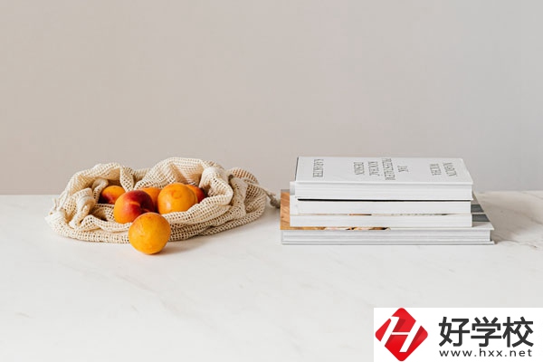 懷化啟航衛(wèi)生學(xué)校辦學(xué)地址在哪兒？