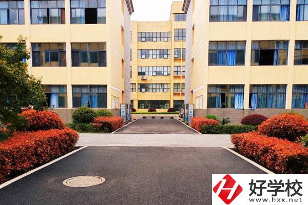 岳陽(yáng)市平江縣最好的中職學(xué)校是哪一所？
