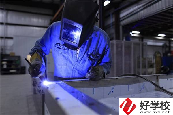 郴州有學電焊專業(yè)的學校嗎？就業(yè)薪資高嗎？