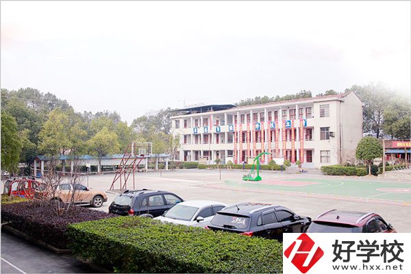 臨湘市湘北職業(yè)技術(shù)學(xué)校怎么樣？