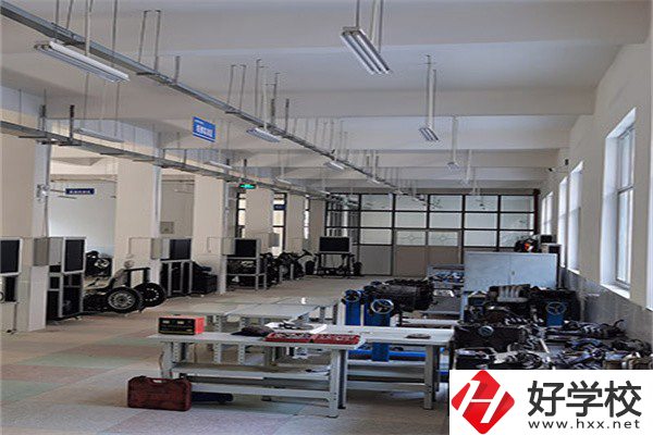 張家界桑植縣有什么中專學(xué)校？開設(shè)有什么專業(yè)？