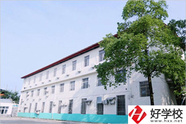 湘潭華光職校在哪？有什么辦學(xué)特色？