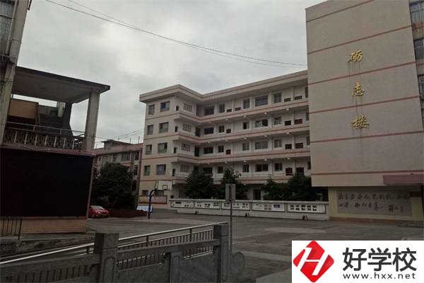 湘西民族女子中等職業(yè)學校有哪些專業(yè)？招生要求高嗎？