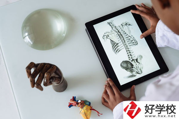 湖南醫(yī)藥中等專業(yè)學(xué)校怎么樣？宿舍好不好？