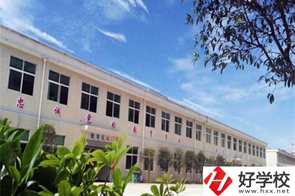 長沙益立中等職業(yè)學校教學樓