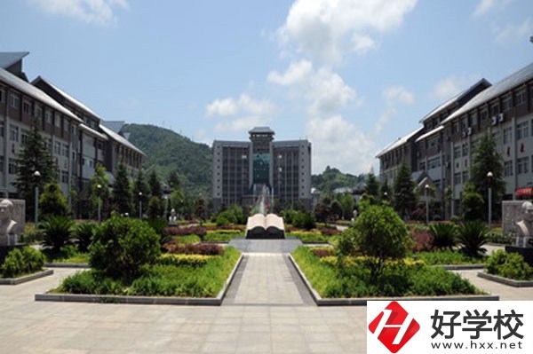 湘西州經(jīng)濟貿(mào)易學校的熱門招生專業(yè)有哪些？