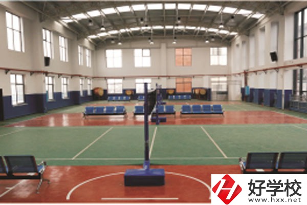 懷化市有哪些公立的職校？環(huán)境好不好？