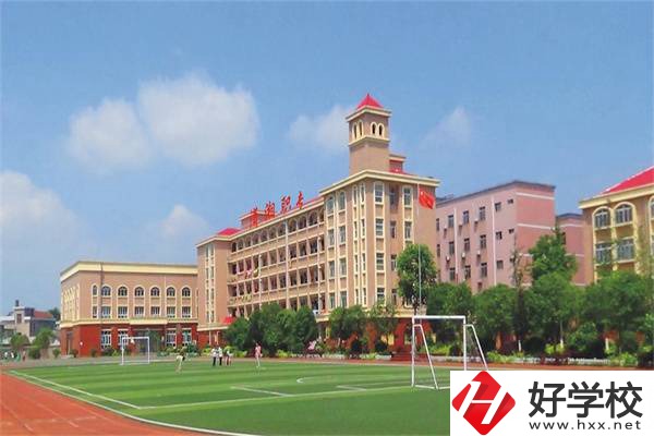 寧鄉(xiāng)市瀟湘職業(yè)中專學校教學樓