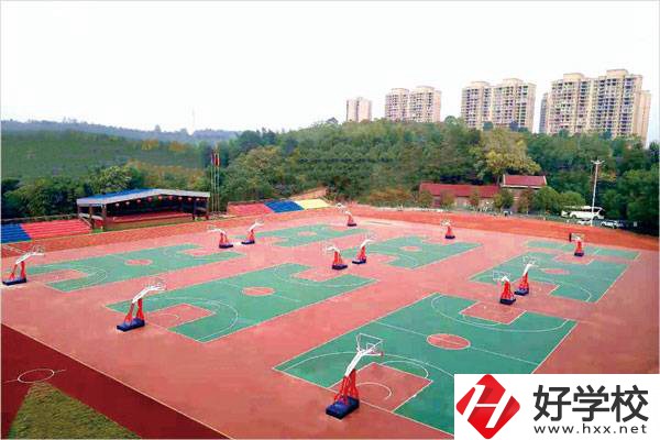 邵陽(yáng)市機(jī)電職業(yè)技術(shù)學(xué)校的辦學(xué)條件有哪些？