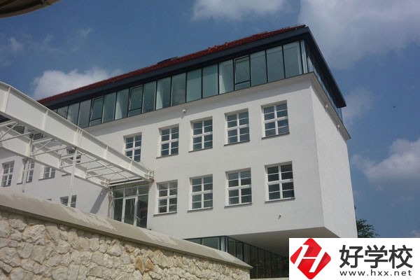 郴州市理工職業(yè)技術(shù)學(xué)校怎么樣？有哪些辦學(xué)特色？