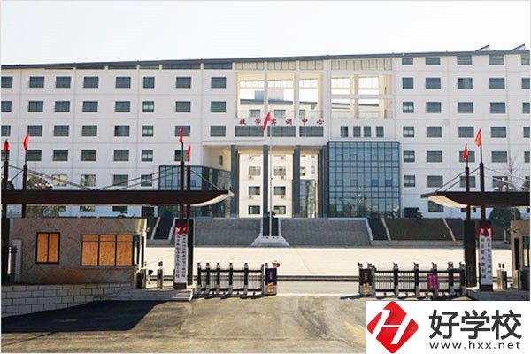 衡陽市第五技工學校有哪些專業(yè)？就業(yè)率如何？