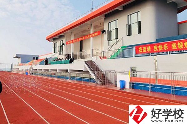 瀏陽市中協(xié)高新科技學校有哪些特色專業(yè)？就業(yè)前景如何？