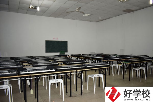 益陽(yáng)電腦美術(shù)職業(yè)學(xué)校專業(yè)有哪些，有哪些辦學(xué)特色？