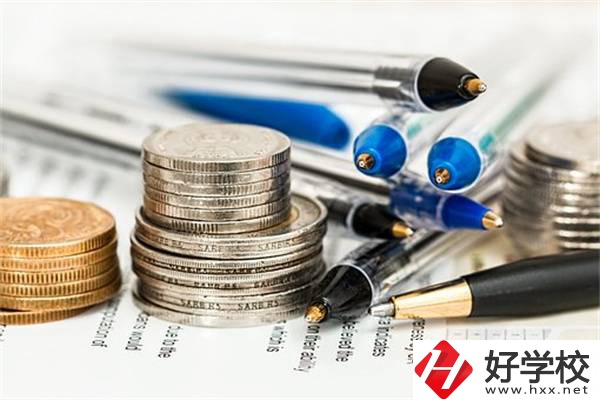 湖南初中畢業(yè)讀五年制大專學(xué)什么專業(yè)好？讀了有用嗎？
