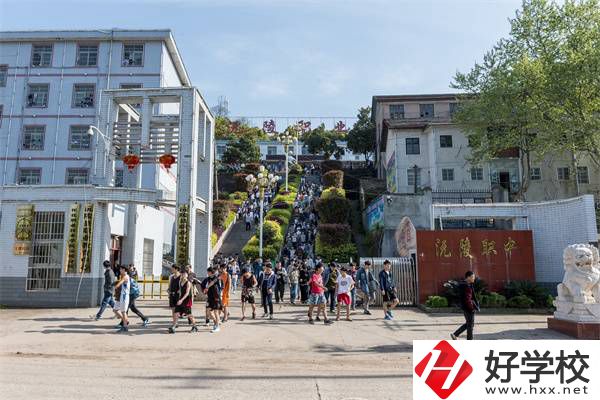 懷化有可以考大學的中職學校嗎？哪所升學情況比較好？