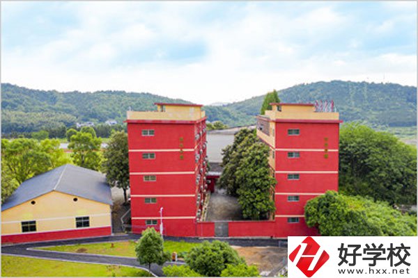 郴州中大高科職業(yè)技術(shù)學(xué)校有哪些重點(diǎn)專業(yè)？好就業(yè)嗎？
