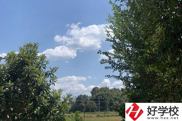 想在邵陽(yáng)讀國(guó)家重點(diǎn)中專學(xué)校？推薦這兩所