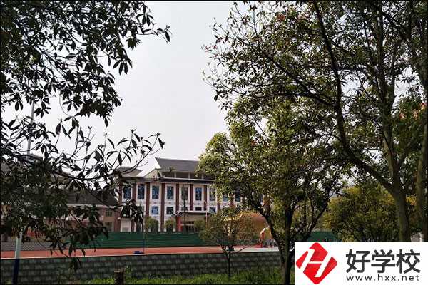 邵陽(yáng)電商中專(zhuān)有哪些？管理如何？