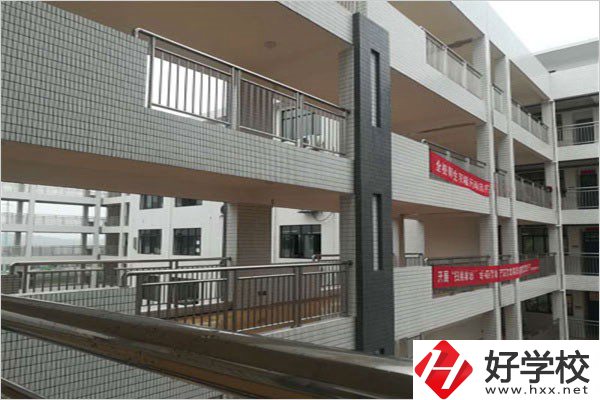 衡東縣職業(yè)中專怎么樣？學(xué)校地址在哪？