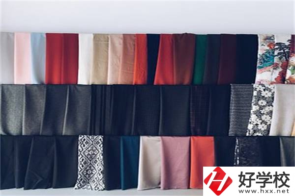 張家界有哪些中職學(xué)校有服裝設(shè)計(jì)專業(yè)？專業(yè)好就業(yè)嗎？