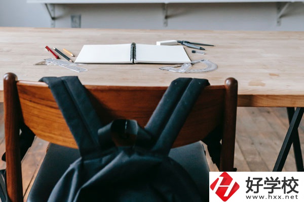 湘南船山技工學(xué)校好不好？環(huán)境怎么樣？